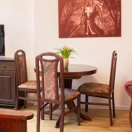 Gwuni Guest house *