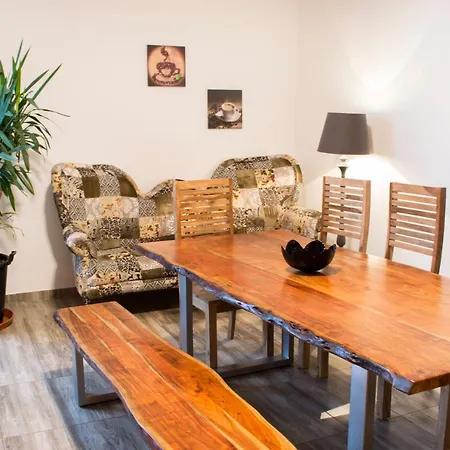 Gwuni Guest house